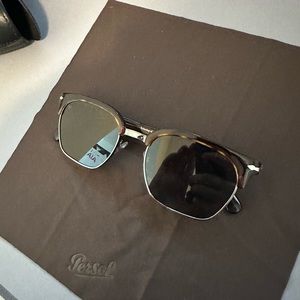 Persol Tortoise Club master style sunglasses 53 - 20 polarized